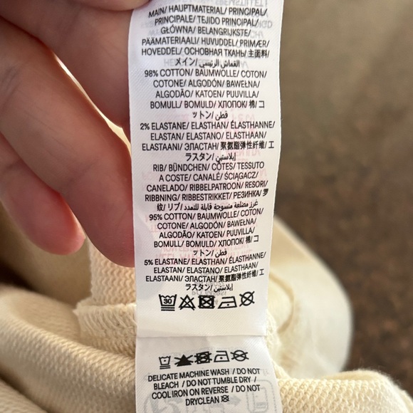 Boden Beige Boys Frogs Fish Canoes Birds Sweatshirt-5-6 YEARS OLD - Picture 6 of 7